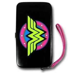 Wonder Woman DC Comics Hinge Wallet Phone Case Wristlet